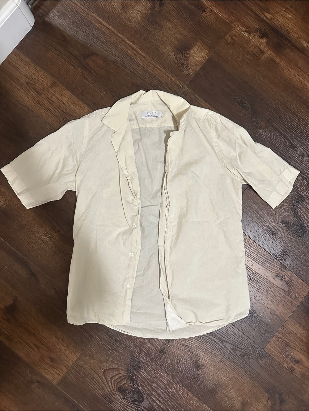 Zara Cream Short Sleeve Button-Up Shirt